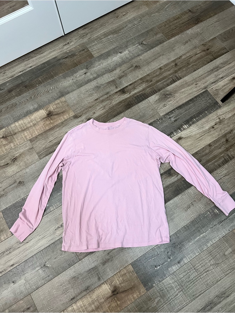 lululemon athletica Women's Long-Sleeve Crewneck Tee - Light Pink